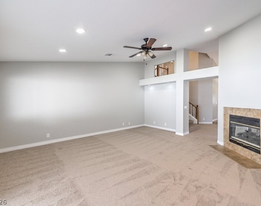 10024 Sail Landing Court - Photo Thumbnail 11