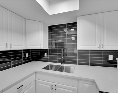 3432 Aristos Avenue - Photo Thumbnail 4