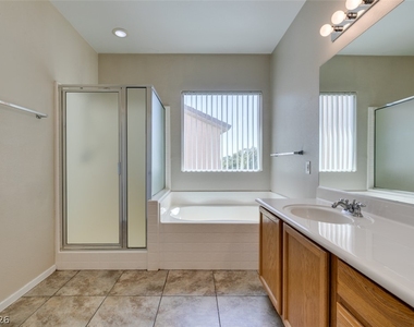 2925 Dowitcher Avenue - Photo Thumbnail 40