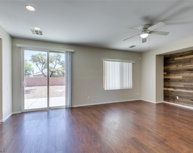 2925 Dowitcher Avenue - Photo Thumbnail 18