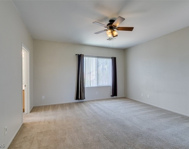 2925 Dowitcher Avenue - Photo Thumbnail 35