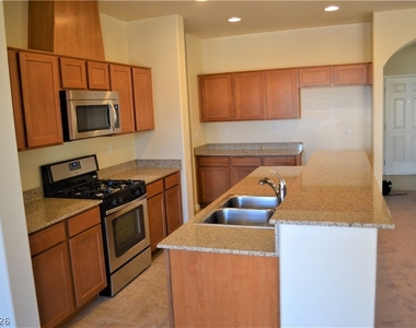254 Botanic Gardens Drive - Photo Thumbnail 3