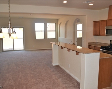 254 Botanic Gardens Drive - Photo Thumbnail 2