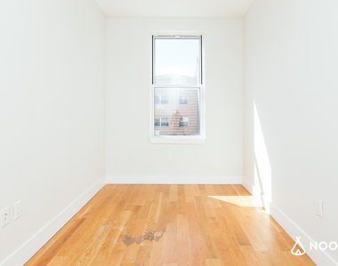 250 Melrose Street - Photo Thumbnail 5