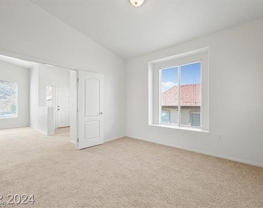 3540 Cactus Shadow Street - Photo Thumbnail 14