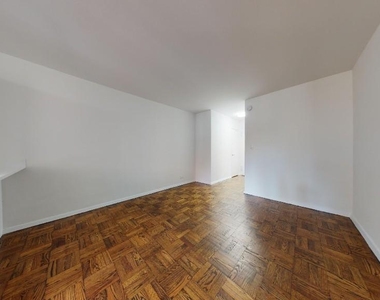 135 East 35th Street  - Photo Thumbnail 1