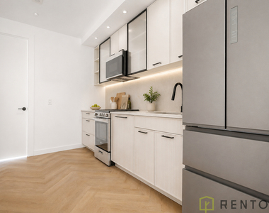 106 Fleet Place - Photo Thumbnail 2