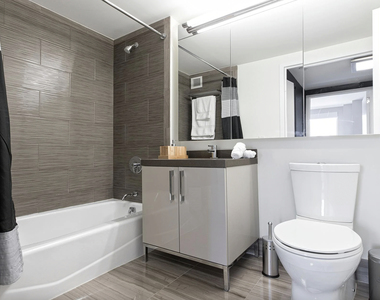 450 West 42nd Street - Photo Thumbnail 3