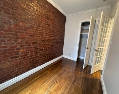 416 East 13th Street - Photo Thumbnail 2