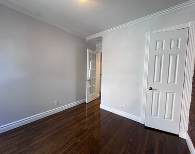 416 East 13th Street - Photo Thumbnail 4
