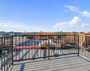 1615 cedar - Photo Thumbnail 11