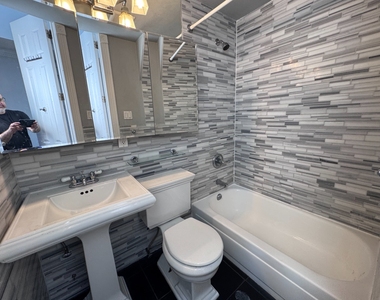 416 East 13th Street - Photo Thumbnail 6