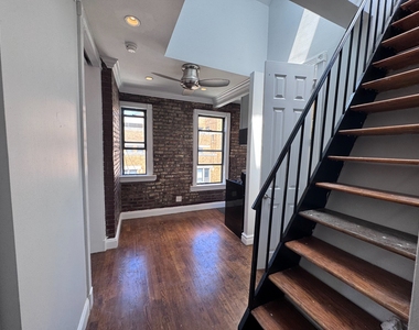 416 East 13th Street - Photo Thumbnail 2