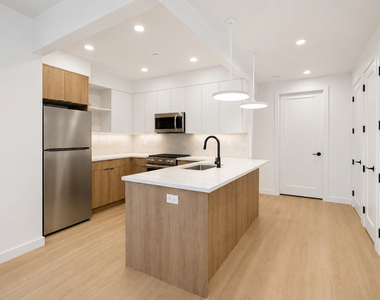 1615 Cedar Street - Photo Thumbnail 2