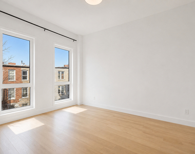 1615 Cedar Street - Photo Thumbnail 4