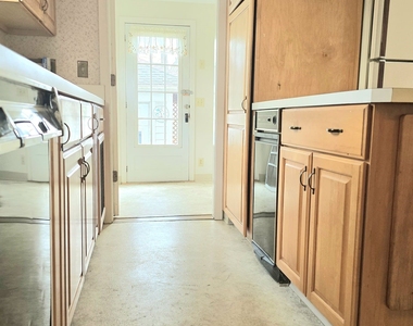 117 Cleveland Ave - Photo Thumbnail 4
