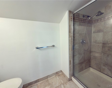 8403 Gaskin Road - Photo Thumbnail 26