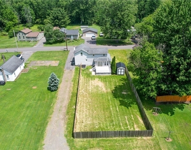 8403 Gaskin Road - Photo Thumbnail 32