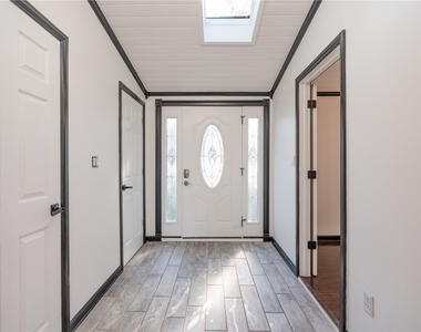 8403 Gaskin Road - Photo Thumbnail 5