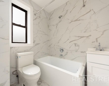 85 Eastern Parkway - Photo Thumbnail 7