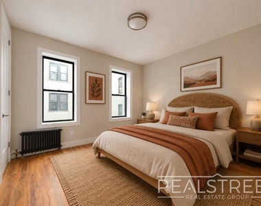 85 Eastern Parkway - Photo Thumbnail 3