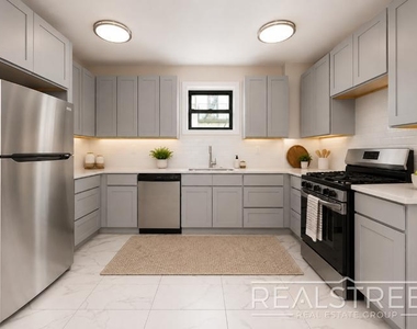 85 Eastern Parkway - Photo Thumbnail 2