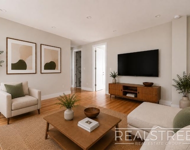 85 Eastern Parkway - Photo Thumbnail 1