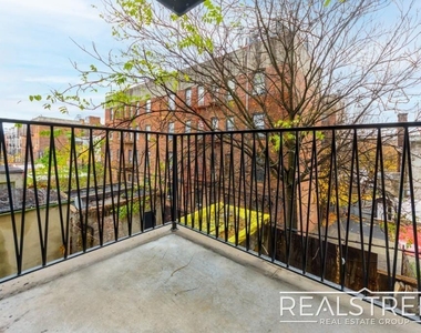 1406 Lincoln Pl - Photo Thumbnail 7