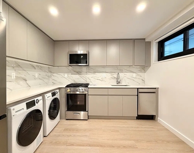 West 87th Street - Photo Thumbnail 9