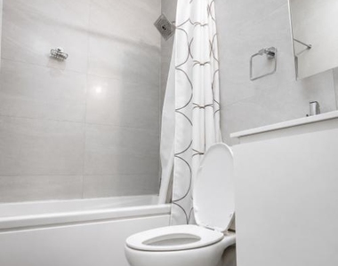 890 Jefferson Avenue - Photo Thumbnail 7