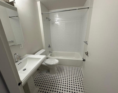 West 96th Street - Photo Thumbnail 9