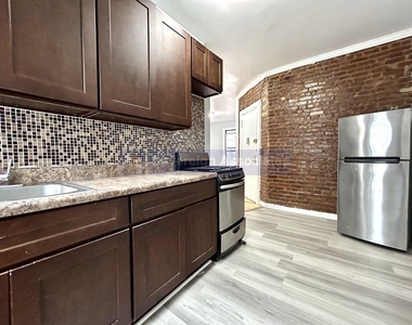 70 Post Avenue - Photo Thumbnail 5