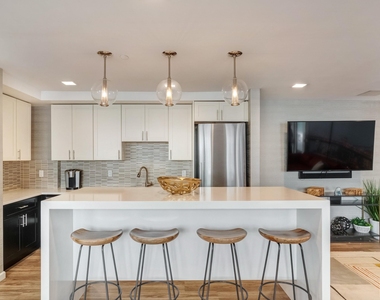 178-02 Hillside Avenue - Photo Thumbnail 15
