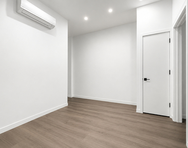 796 McDonald Avenue - Photo Thumbnail 3
