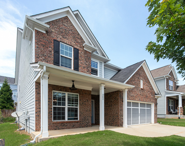 302 Pebblestone Lane - Photo Thumbnail 33