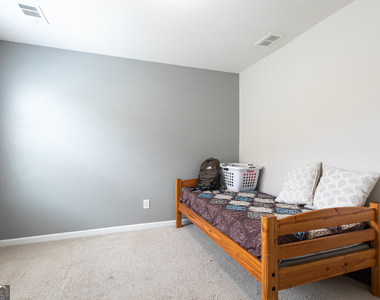 302 Pebblestone Lane - Photo Thumbnail 19