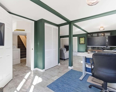 3112 Dove Way - Photo Thumbnail 24