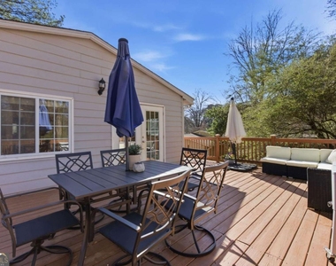 3112 Dove Way - Photo Thumbnail 26