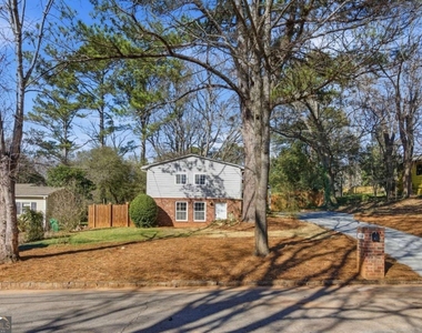 3112 Dove Way - Photo Thumbnail 1