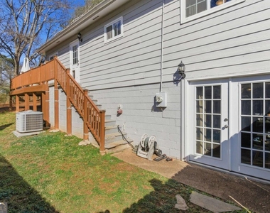 3112 Dove Way - Photo Thumbnail 31