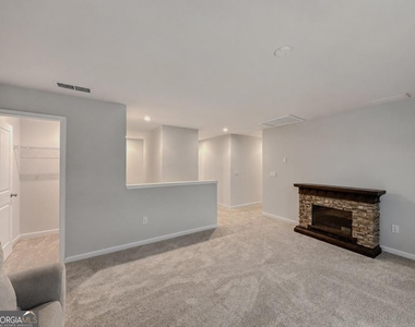 45 Woodford Drive - Photo Thumbnail 16