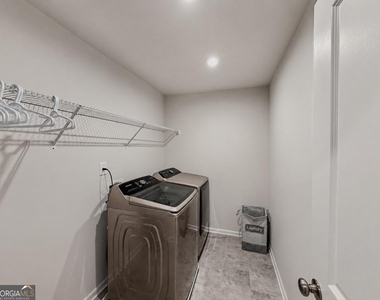 45 Woodford Drive - Photo Thumbnail 33