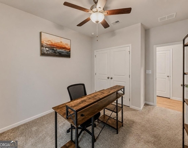 45 Woodford Drive - Photo Thumbnail 14