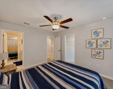 45 Woodford Drive - Photo Thumbnail 23