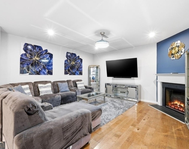 45 Woodford Drive - Photo Thumbnail 4