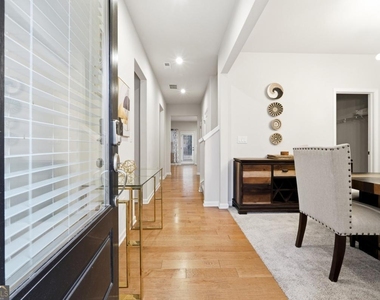 45 Woodford Drive - Photo Thumbnail 1