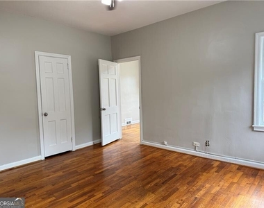 3548 E Main Street - Photo Thumbnail 5