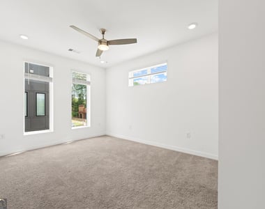 371 Grant Circle Se - Photo Thumbnail 29