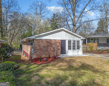 1799 Shirley Street Sw - Photo Thumbnail 2