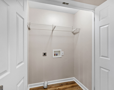 1799 Shirley Street Sw - Photo Thumbnail 10
